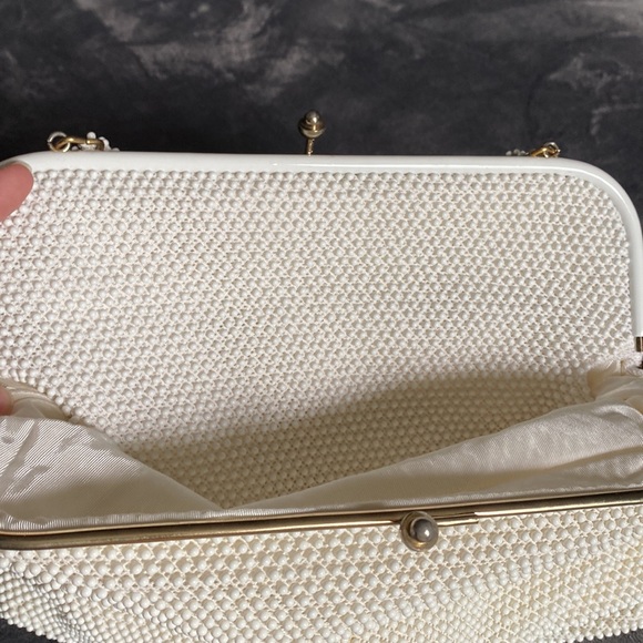 Vintage 1960’s limited lumured beaded bag - Picture 3 of 4